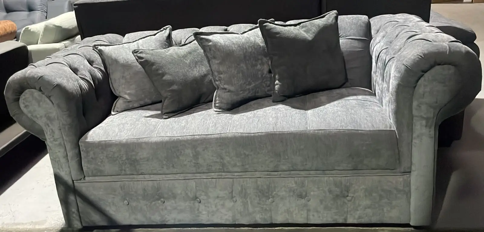 Sillón Chesterfield Chico Gris
